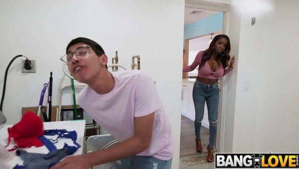 Naomi Foxxx Gets Creampied By Her Horny Stepson - Blowjob & Hardcore Action - xxxfiles.com on poweredporn.com