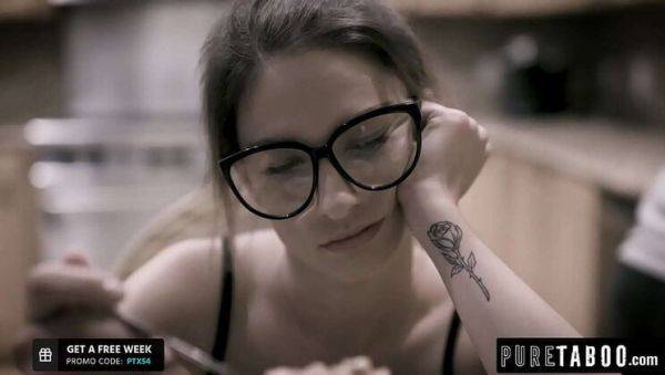 Kristen Scott takes double anal from two jocks in hot threesome - xxxfiles.com on poweredporn.com