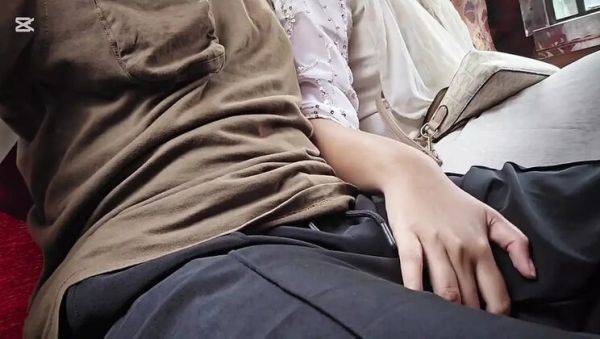 Indian Teen Stepsister Gives Handjob on Bus - Hotfuck20 - xxxfiles.com - India on poweredporn.com