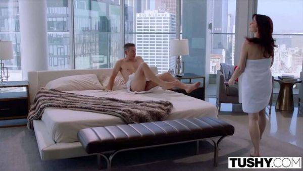 Jessica Ryan Anal Adventure - Redhead Takes Big Cock Deep in Outdoor Fuck - porntry.com on poweredporn.com