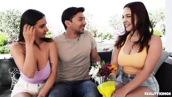 Hailey Rose Gets Broken In By Max Fills' Big Cock - Reality Kings HD - veryfreeporn.com on poweredporn.com