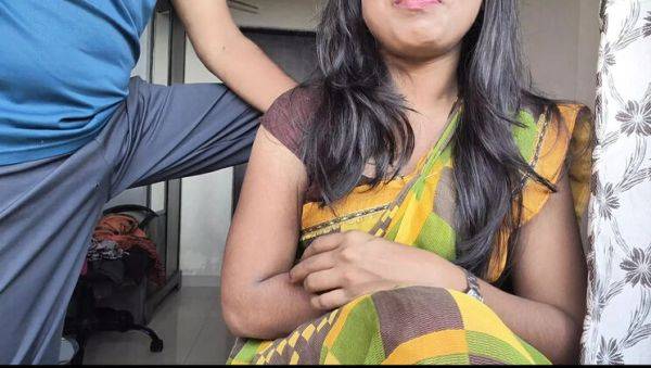 Hot Indian Teen Maid in Saree Gets Hardcore Fuck by Boss - Big Ass Desi Girl - porntry.com - India on poweredporn.com