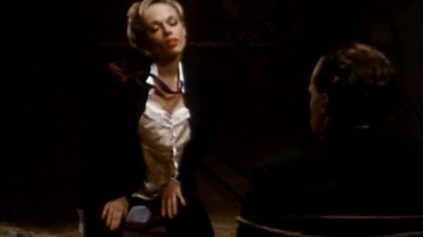 Is She Masturbates In Front Of Her Prisoner And Then Gives Him A Blowjob With Mata Hari And Kelly Trump - txxx.com on poweredporn.com