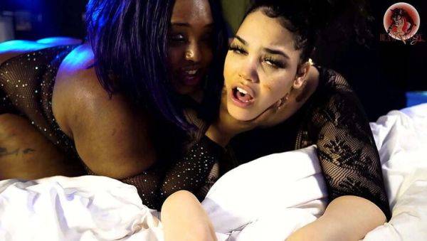 ItsKittyLove & Gem Jewels Surprise Threesome with Itsthebeast - Amateur Blowjob & Cowgirl Action - xxxfiles.com on poweredporn.com