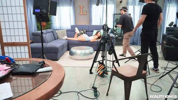 Jordi El Niño Polla Fucks Britney Dutch Hard - Big Tits, Blowjob & Cumshot - porntry.com - Netherlands on poweredporn.com