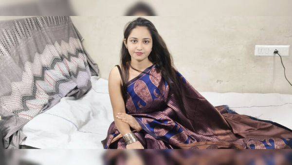 Desi Indian Bhabhi Hotel Meeting - Sari Fun with Doggy Style & Big Cock - veryfreeporn.com - India on poweredporn.com