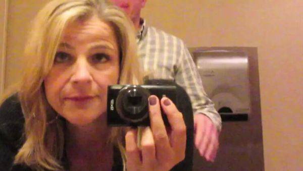 Public Cheating Wife Gets Naughty Blowjob in Hotel - Amateur Couple Fucking - porntry.com - Usa on poweredporn.com