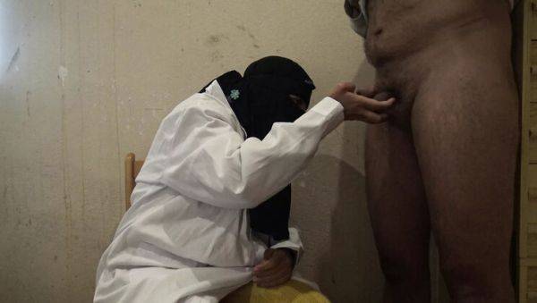 Hot Algerian Nurse in Marseille Gives Patient a Handjob - Big Cock Amateur Sex - porntry.com - France - Algeria on poweredporn.com