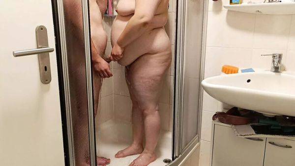 Hot German Couple Shower Sex - Amateur BBW Soaped & Fingered in HD - xxxfiles.com - Germany on poweredporn.com
