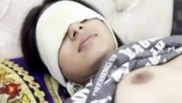 Hot Indian babe strips naked - tight pussy & perfect body - veryfreeporn.com - India on poweredporn.com