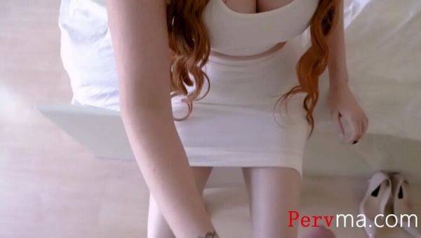 Busty Stepmom Lauren Phillips Can't Resist Fucking Her Stepson Wrex Oliver - porntry.com - Usa on poweredporn.com