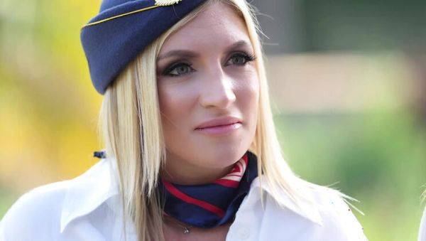 Hot Stewardesses Fuck Passenger in Threesome - Amateur MILF Action - veryfreeporn.com on poweredporn.com