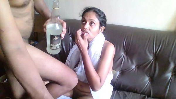 Desi Aunty Tina Baby Sucks Cock in White Saree - Homemade Maid Blowjob - porntry.com on poweredporn.com