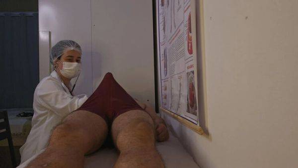 Hot Latina Nurse Gives Blowjob During Medical Consultation - Big Cock Erection - xxxfiles.com - Brazil on poweredporn.com