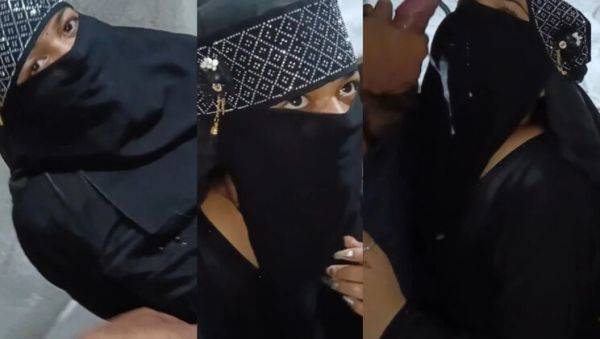 Desi Muslim Bhabhi Fucked Hard by Step-Cousin in Hotel - Homemade Hijab Sex - xxxfiles.com - India on poweredporn.com