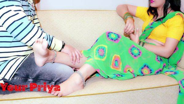 Desi MILF Priya's Tight Ass Fucked Hard in Hindi - Hot Anal Sex - veryfreeporn.com - India on poweredporn.com