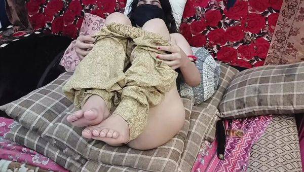 Hot Desi College Girl Solo Masturbation - Sobianasir Moans Loud - veryfreeporn.com - Pakistan on poweredporn.com