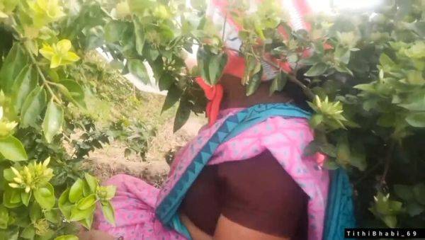 Bangladeshi Village Bhabi Shows Boobs and Pussy to Boyfriend - Hot Indian Aunty Action - porntry.com - India on poweredporn.com