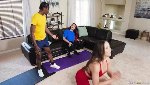 Melissa Stratton Reverse Cuckold Workout Fuck with Big Tits & Blowjob - veryfreeporn.com on poweredporn.com