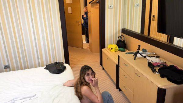 Pregnant GF Cheats with Neighbor - Blowjob & Cumshot in 4K - Miriam More & Tommy - xxxfiles.com on poweredporn.com