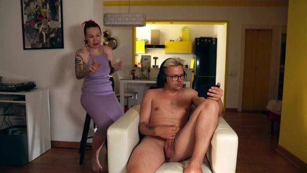 Hot Stepmom Catches Teen Step Son Jerking Off & Joins For Creampie Sex - xxxfiles.com - Russia on poweredporn.com