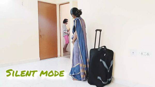 Desi Wife Cheating With Friend's Husband - Hot Tamil Aunty Anal Sex - xxxfiles.com - India on poweredporn.com