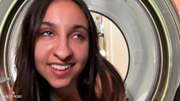 Hailey Rose In Stepsister Stuck In Laundry Facecam Stuck In Laundry - upornia.com - Usa on poweredporn.com