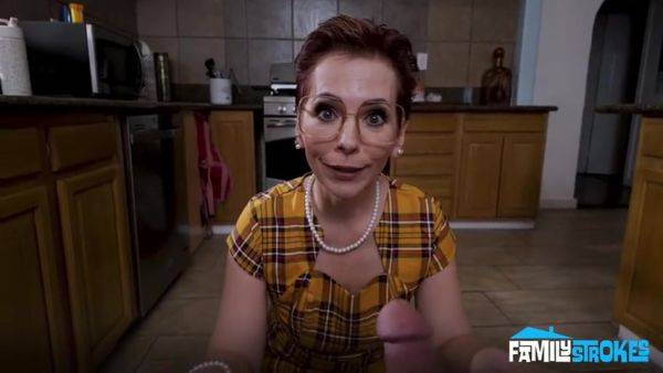 Lynne - Cumshots Are The Best Medicine - videomanysex.com on poweredporn.com