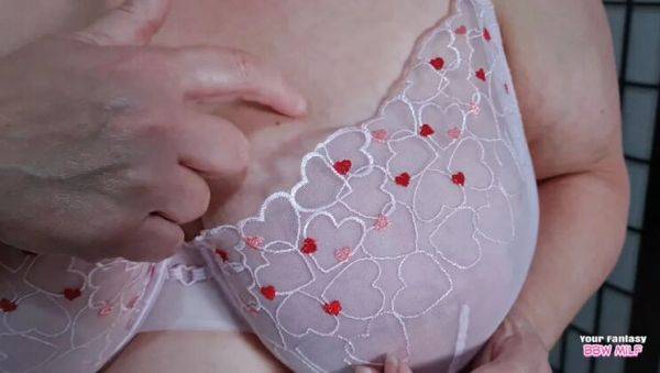 Mature BBW Aunty Shows Off Her Big Natural Tits & Pantyhose Close Up - Homemade HD - porntry.com - Britain on poweredporn.com