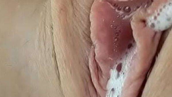 Extreme Close Up Pussy Licking - Sweetie Sunshine Cums Hard From Tongue Action - xxxfiles.com on poweredporn.com