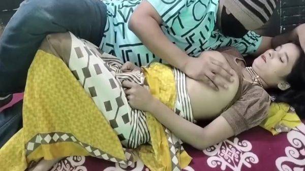Li Ya - Sex Karte Hue Stepsister Ke Sath Ne Dekh - desi-porntube.com - India on poweredporn.com