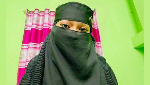 Desi Aunty Fucked Hard - Big Ass & Blowjob Like Sunny Leone - xxxfiles.com - India - Japan on poweredporn.com