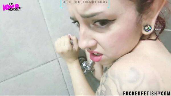 Hot Step Niece Fucks Old Man in Bathroom - Teen Redhead Blowjob & Cumshot - veryfreeporn.com on poweredporn.com