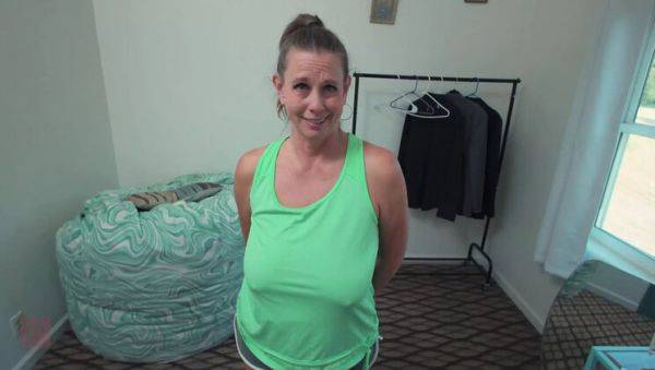 Hot MILF Tailor Gives Blowjob & Rides Cock in Homemade POV 4K Video - veryfreeporn.com - Usa on poweredporn.com