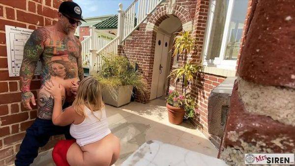 Blonde PAWG Dee Siren Fucks Hubby on Venice Beach - Outdoor Public Sex & Squirting - xxxfiles.com on poweredporn.com