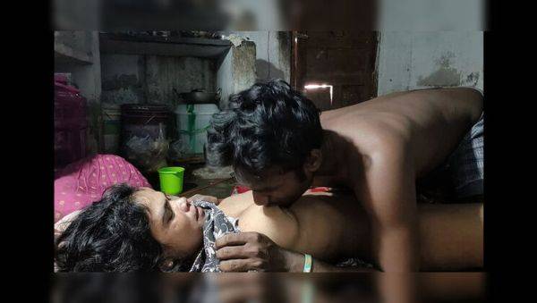 Indian Village Aunty Fucked Hard - Big Ass & Hairy Pussy - porntry.com - India on poweredporn.com