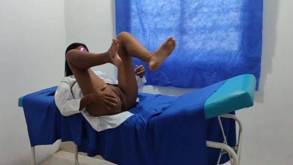 Nurse Real In Real Nurse Porn!! Indian Woman Touches Herself Sensually Before Receiving The Patient - desi-porntube.com - India on poweredporn.com