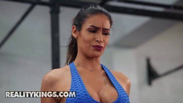 Katana Kombat Sneaky Gym Sex - Blowjob & Doggystyle - Big Tits Brunette Workout Fuck - xxxfiles.com on poweredporn.com