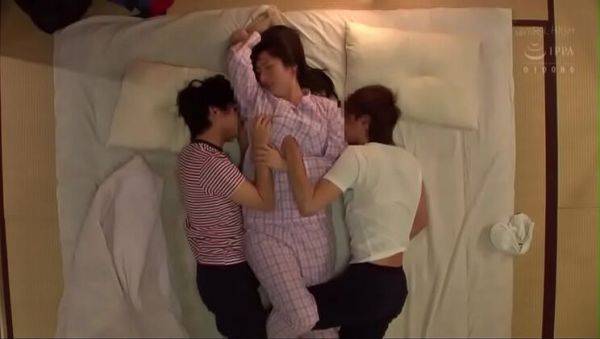 Hot Japanese MILF Maria Ozawa double teamed by Yuri Nikaido - xxxfiles.com - Japan on poweredporn.com