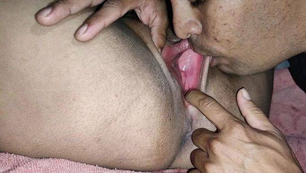 Homemade Tamil Indian Stepsister First Time - Virgin Pussy Licked by Stepbrother - veryfreeporn.com - India on poweredporn.com