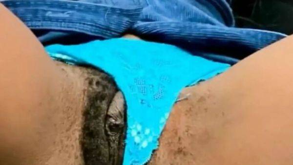 Barqueen Amateur Squirting Pussy Fingering Solo Masturbation HD Close-Up - veryfreeporn.com - India on poweredporn.com