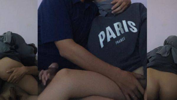 Hijab Teen Almost Caught Fucking Ex-Girlfriend - Homemade Cheating Amateur - xxxfiles.com - Japan - Indonesia on poweredporn.com