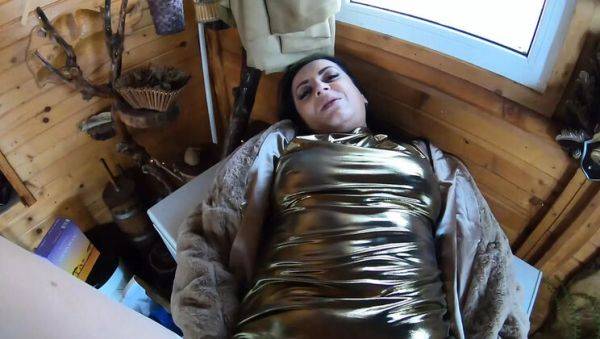 Cheating Wife Gets Filled By Friend - Hairy Pussy Creampie - MilfyCalla - veryfreeporn.com on poweredporn.com