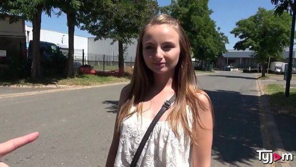 Lady Bug anal slut pool table hardcore only women - veryfreeporn.com on poweredporn.com