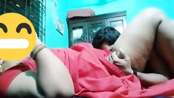 Desi Bhabhi Hot Talk With Debora - Bangladeshi Village Homemade Sex - veryfreeporn.com - Bangladesh on poweredporn.com