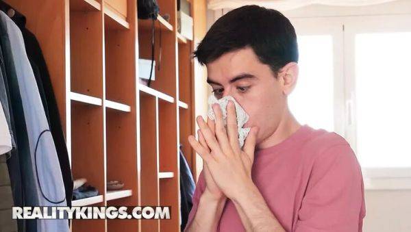 Busty MILF Jada Sparks tricked into riding stepson Jordi's huge cock - Reality Kings - porntry.com on poweredporn.com