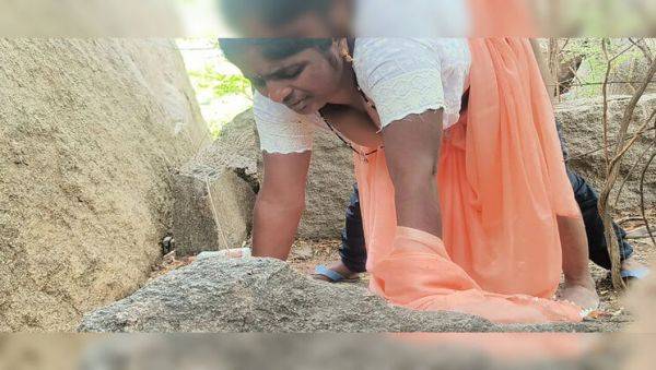 Hot Indian babe with big tits gets fucked doggy style in jungle - HD uncensored - veryfreeporn.com - India on poweredporn.com