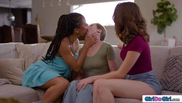 Best Friends Pussy Licked by Ebony Neighbor - Kira Noir, Spencer Bradley, Freya Parker Lesbian Threesome - xxxfiles.com on poweredporn.com