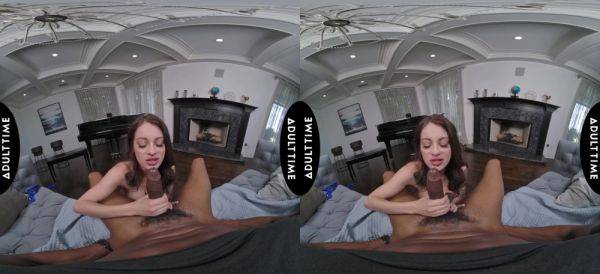 Isiah Maxwell and Maddy May in the hottest vr scene ever - alphaporno.com on poweredporn.com