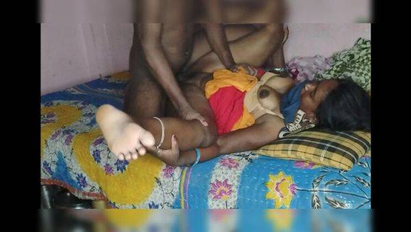 Desi Auntie Hardcore Anal Fuck with Ravikumar - Mature Indian MILF Gets Banged - xxxfiles.com - India on poweredporn.com